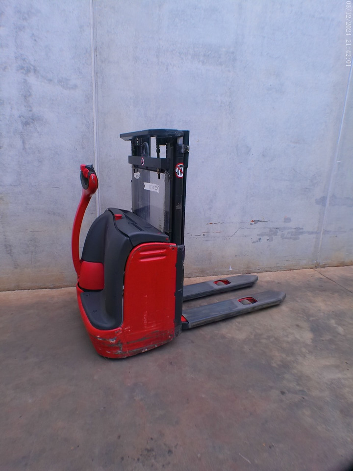 Linde L 10 - Stacker: picture 3 Linde L 10 - Stacker: picture 3