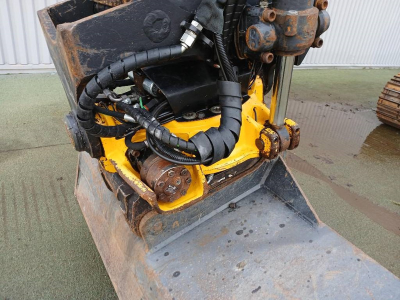 Crawler excavator New Holland E140 CSR, ''SÅLD'': picture 9 Crawler excavator New Holland E140 CSR, ''SÅLD'': picture 9