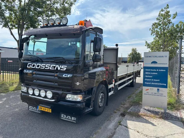 DAF CF 75.250 4x2 Fassi F215 crane Radio controlled Flat bed body - Crane truck: picture 1 DAF CF 75.250 4x2 Fassi F215 crane Radio controlled Flat bed body - Crane truck: picture 1
