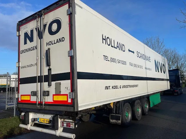 Krone Frigo double stock dubbele verdamper insteek 270 cm breedte 250 cm - Isothermal semi-trailer: picture 4 Krone Frigo double stock dubbele verdamper insteek 270 cm breedte 250 cm - Isothermal semi-trailer: picture 4