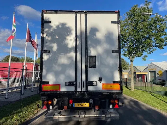 Van Eck UT-3B Steering axle 260 cm insteek Frigo carrier vector UT-3B H= 260 W= 250cm - Refrigerator semi-trailer: picture 5 Van Eck UT-3B Steering axle 260 cm insteek Frigo carrier vector UT-3B H= 260 W= 250cm - Refrigerator semi-trailer: picture 5