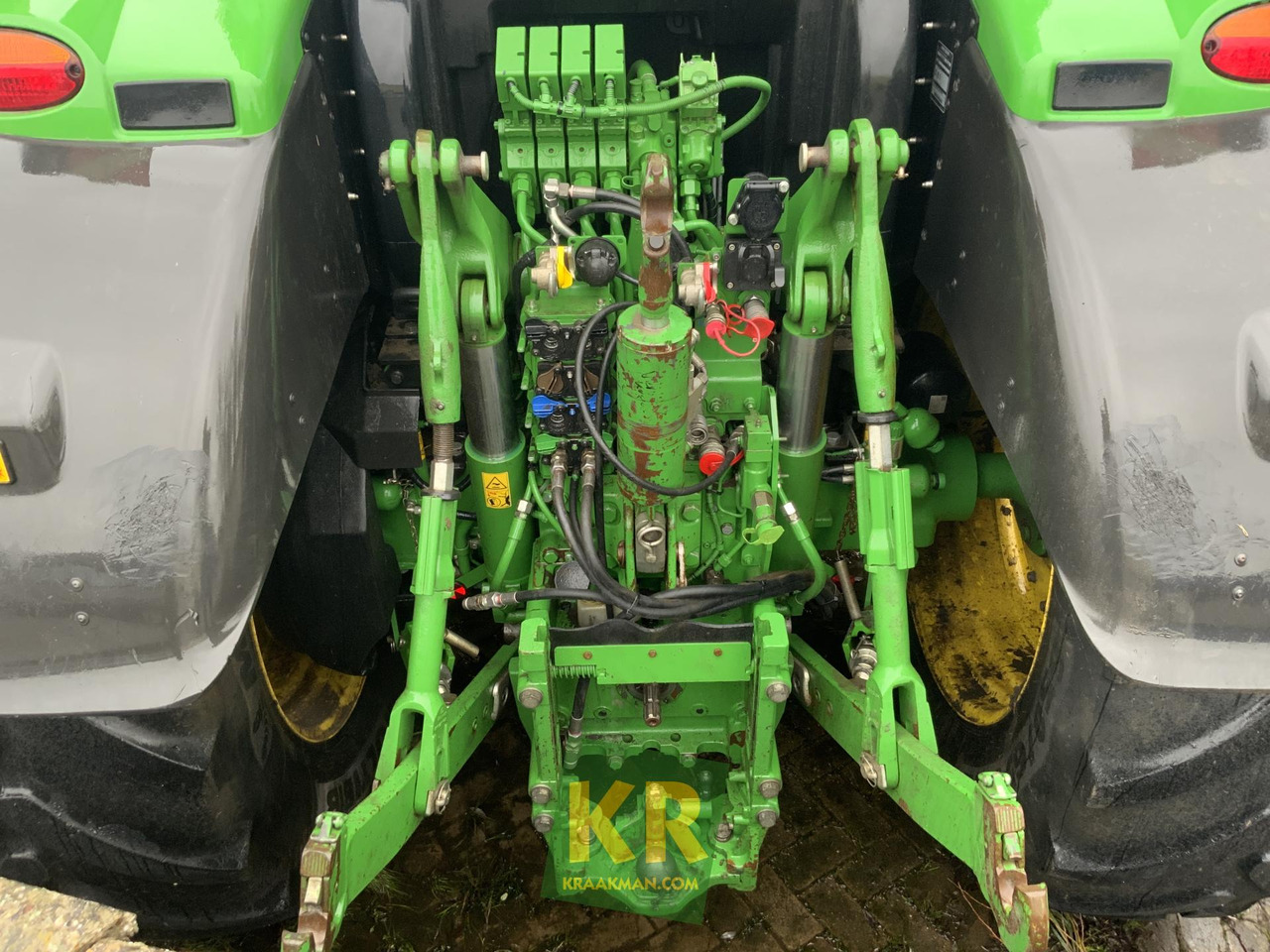 6215R John Deere  - Farm tractor: picture 4 6215R John Deere  - Farm tractor: picture 4