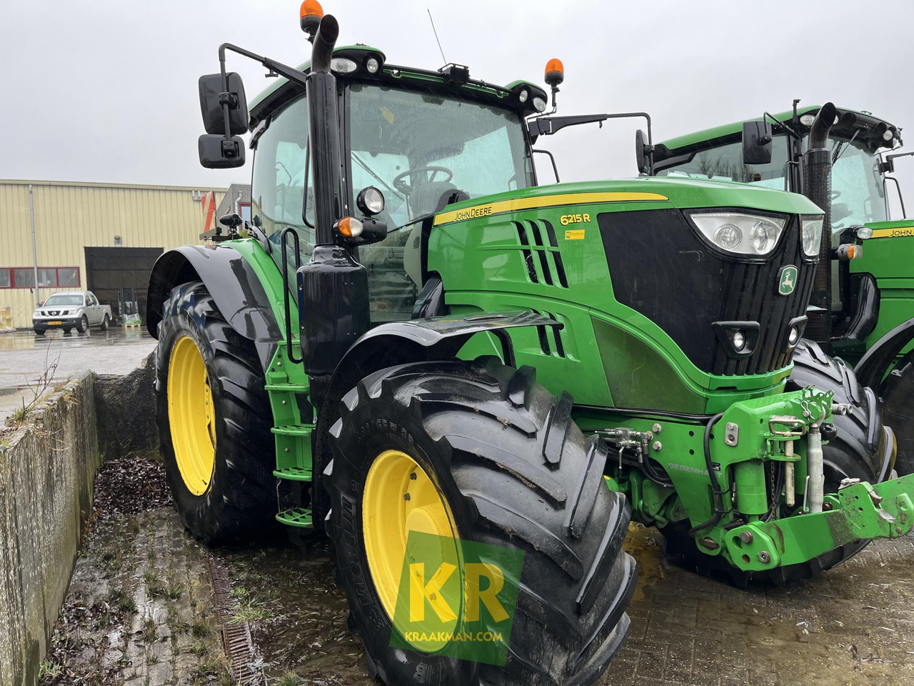 6215R John Deere  - Farm tractor: picture 2 6215R John Deere  - Farm tractor: picture 2