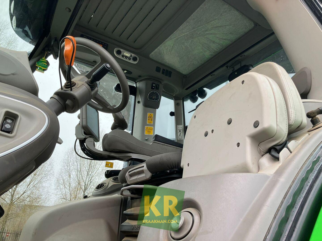 Deutz Fahr Agrotron 6150 TTV tractor - Farm tractor: picture 3 Deutz Fahr Agrotron 6150 TTV tractor - Farm tractor: picture 3