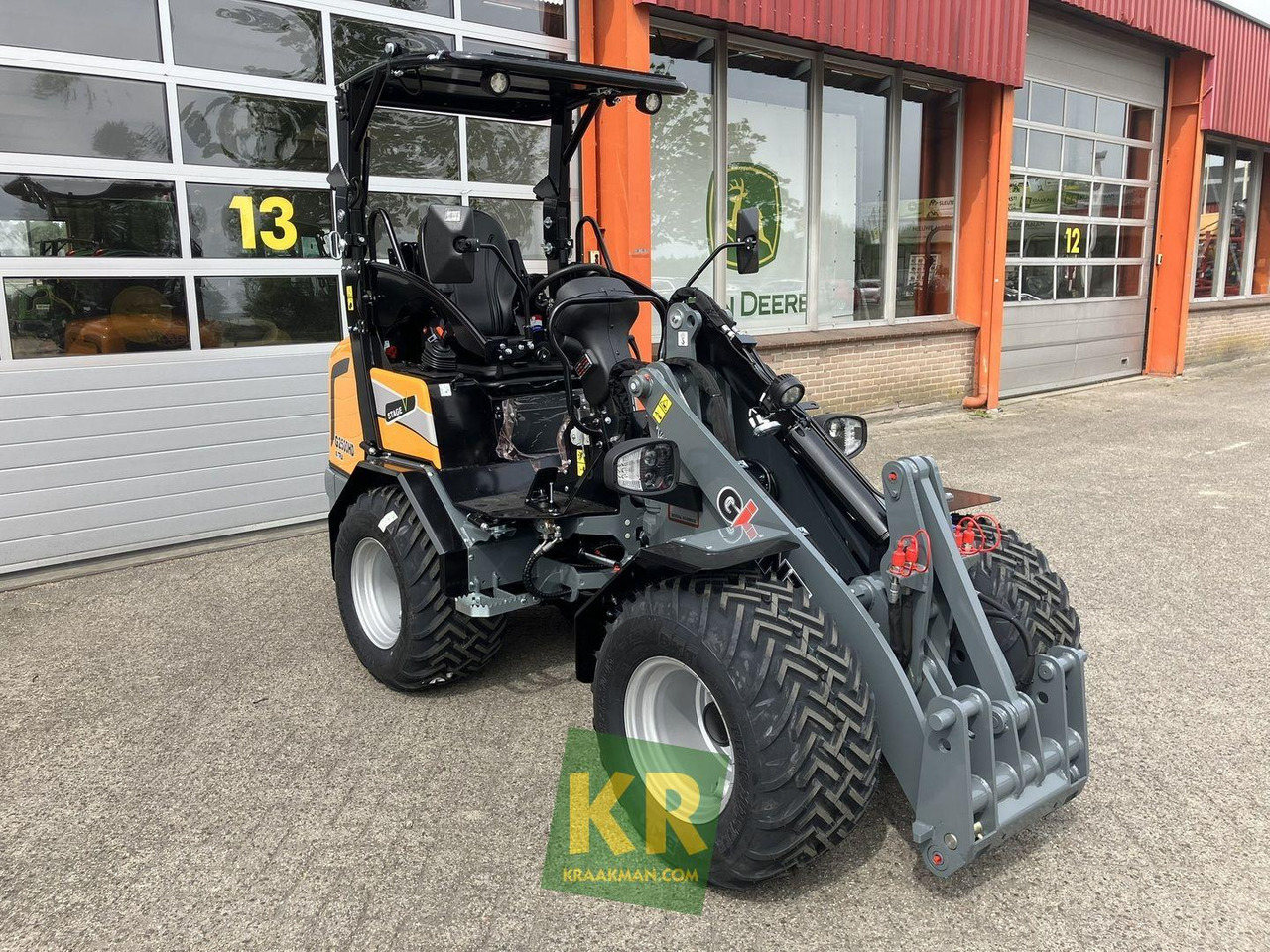 G2500 X-tra HD Giant - Compact loader: picture 2 G2500 X-tra HD Giant - Compact loader: picture 2