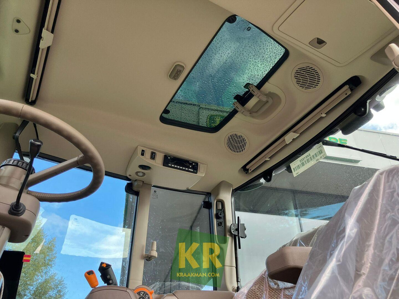 John Deere 6M 155 - Farm tractor: picture 5 John Deere 6M 155 - Farm tractor: picture 5