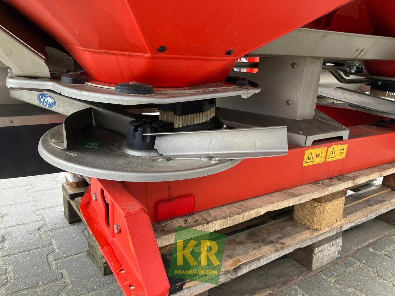 Rauch AXIS M 30.1 W kunstmeststrooier - Fertilizer spreader: picture 4 Rauch AXIS M 30.1 W kunstmeststrooier - Fertilizer spreader: picture 4