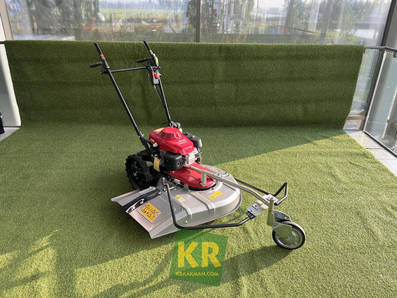 UMK Honda - Garden mower: picture 2 UMK Honda - Garden mower: picture 2