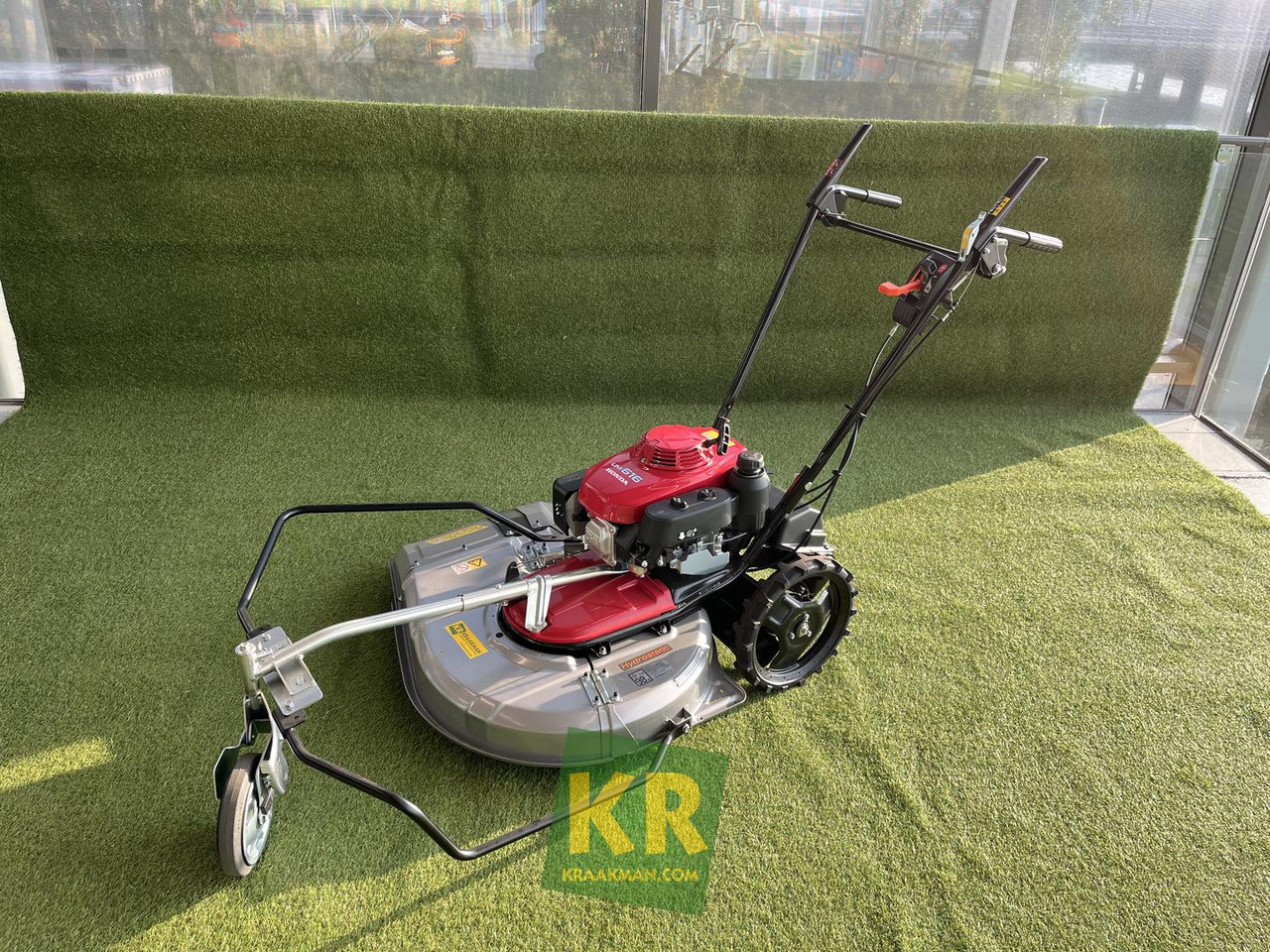 UMK Honda - Garden mower: picture 1 UMK Honda - Garden mower: picture 1