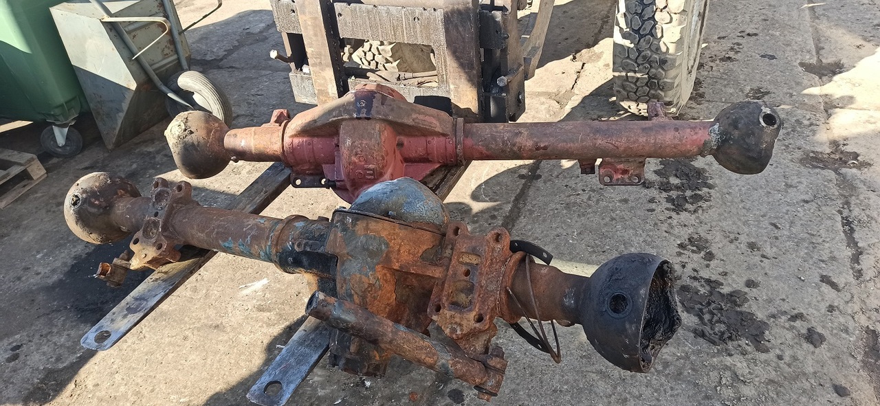 MERCEDES-BENZ 1820 1824 1827 4x4 FRONT - Anti-roll bar for Truck: picture 2 MERCEDES-BENZ 1820 1824 1827 4x4 FRONT - Anti-roll bar for Truck: picture 2