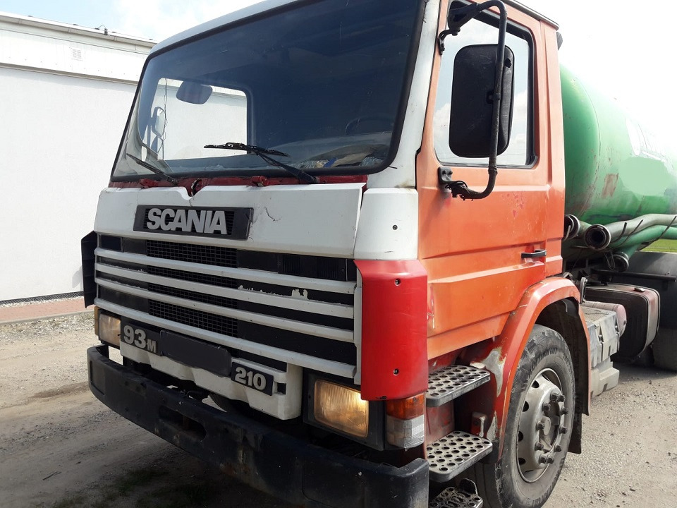 SCANIA 93 210 - Cab chassis truck: picture 1 SCANIA 93 210 - Cab chassis truck: picture 1