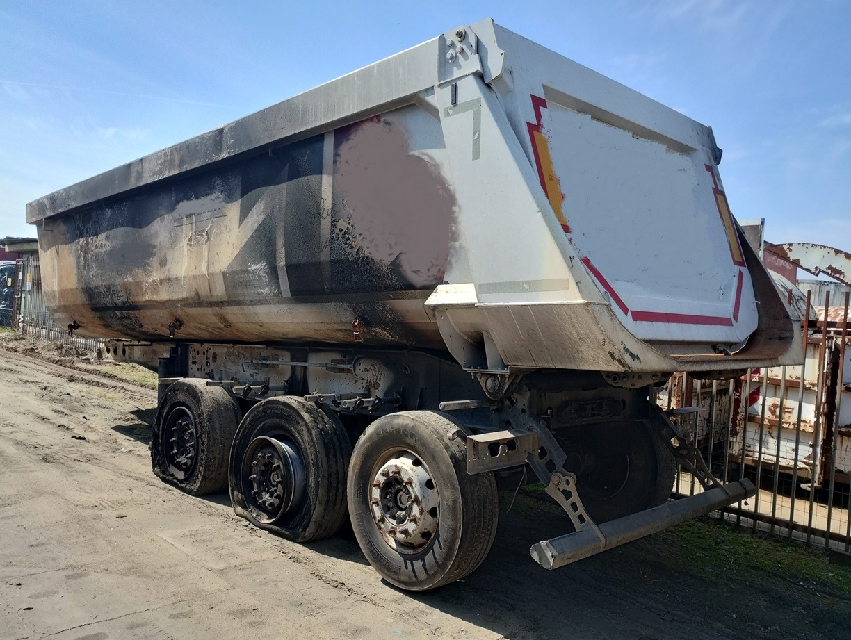 SCHMITZ CARGOBULL GOTHA SGF S3 39 2015 - Tipper semi-trailer: picture 1 SCHMITZ CARGOBULL GOTHA SGF S3 39 2015 - Tipper semi-trailer: picture 1