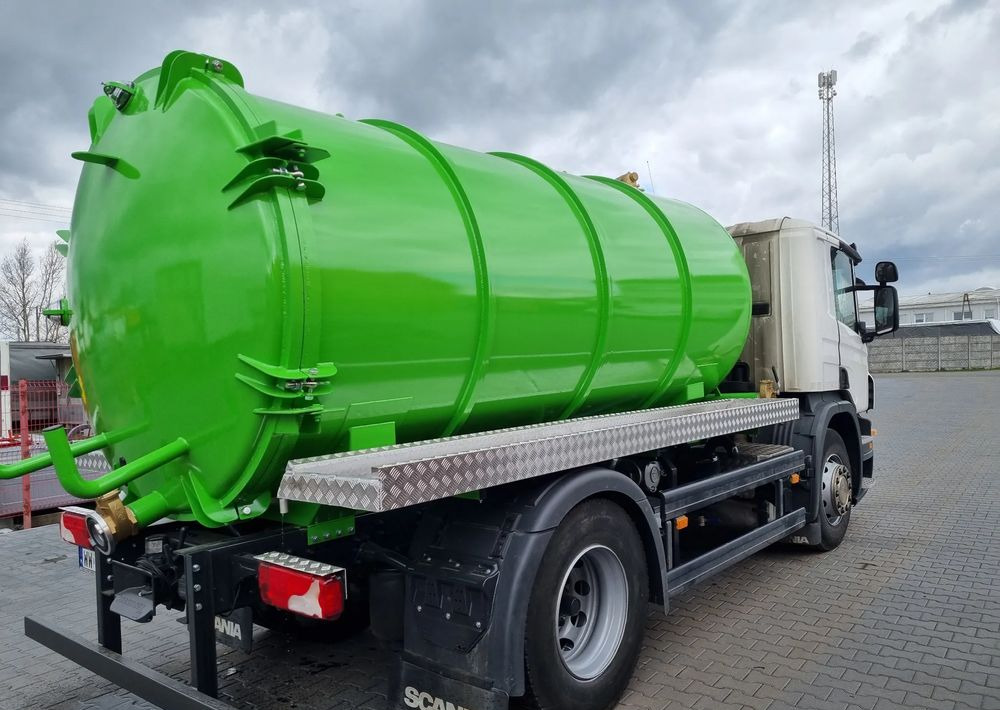 Scania P360 - Garbage truck: picture 4 Scania P360 - Garbage truck: picture 4