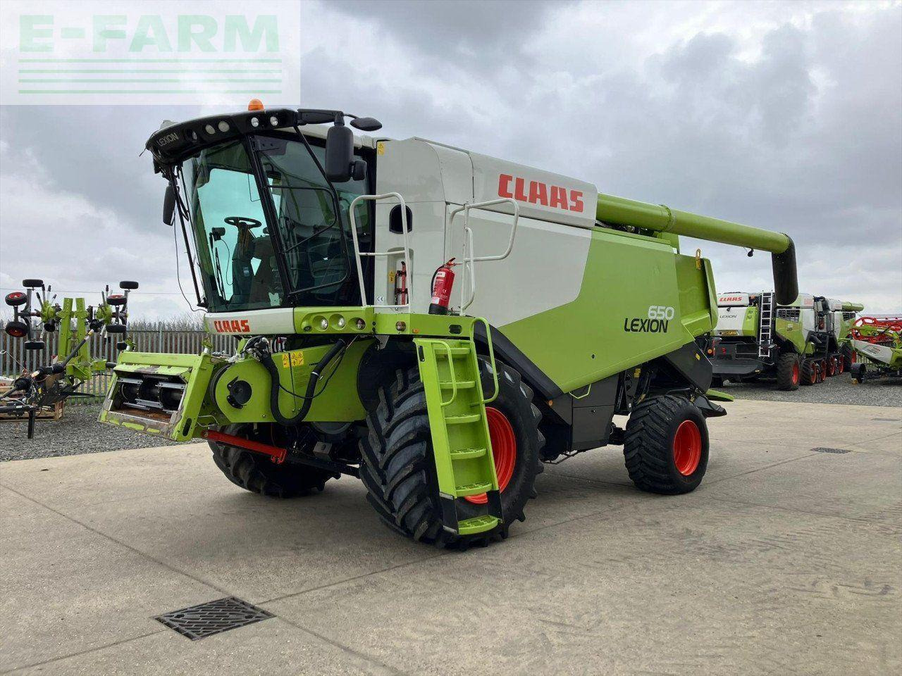 CLAAS LEXION 650 - Combine harvester: picture 1 CLAAS LEXION 650 - Combine harvester: picture 1