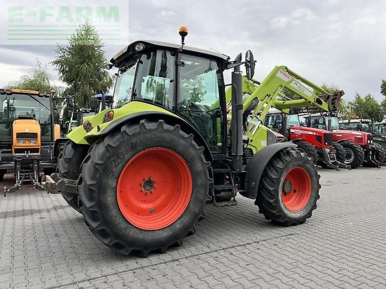 CLAAS arion 420 cis + claas fl100 - Farm tractor: picture 5 CLAAS arion 420 cis + claas fl100 - Farm tractor: picture 5