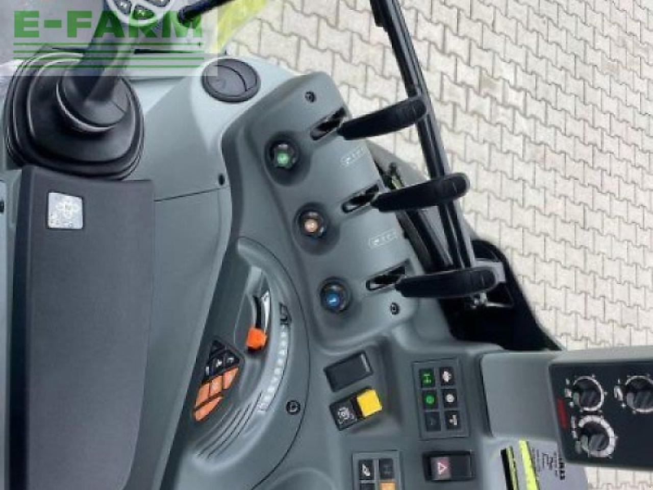 Farm tractor CLAAS arion 420 - st v advanced claa: picture 13