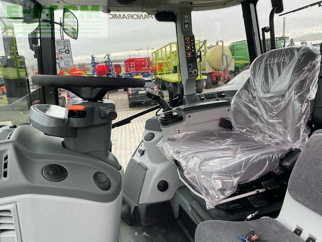 Farm tractor CLAAS arion 420 - st v advanced claa: picture 12
