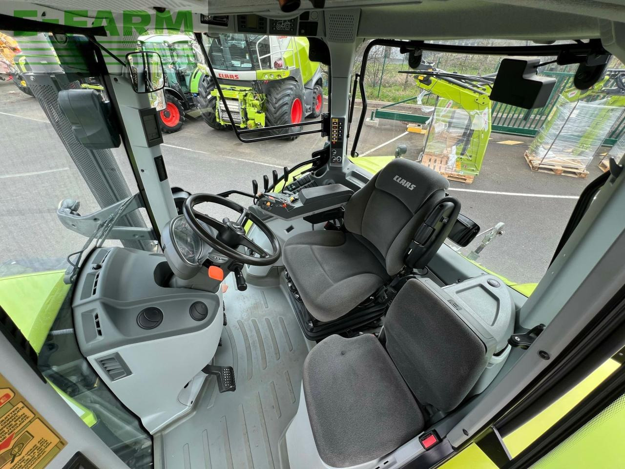 Farm tractor CLAAS arion 530 cis CIS: picture 9