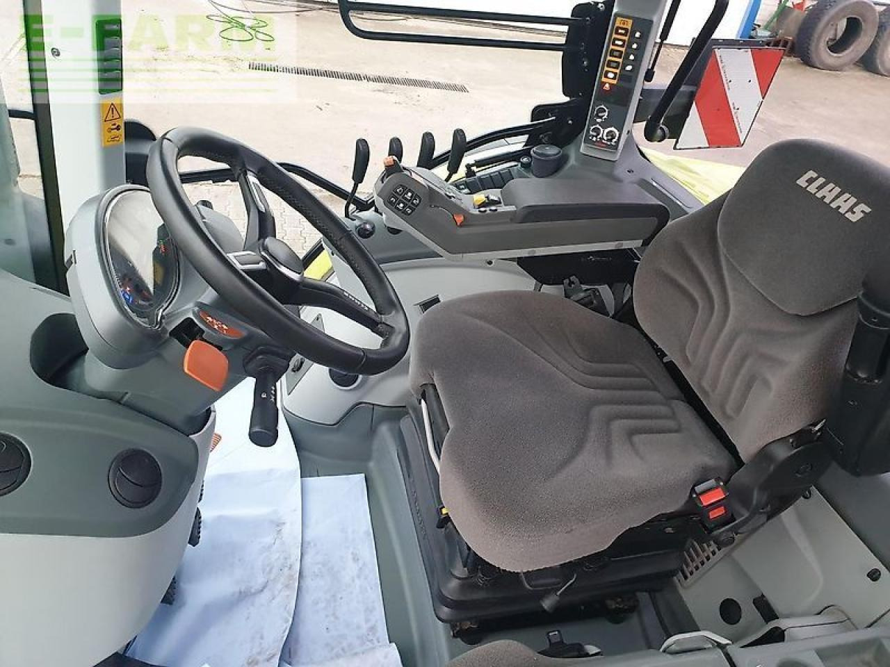 Farm tractor CLAAS arion 630 cis CIS: picture 6
