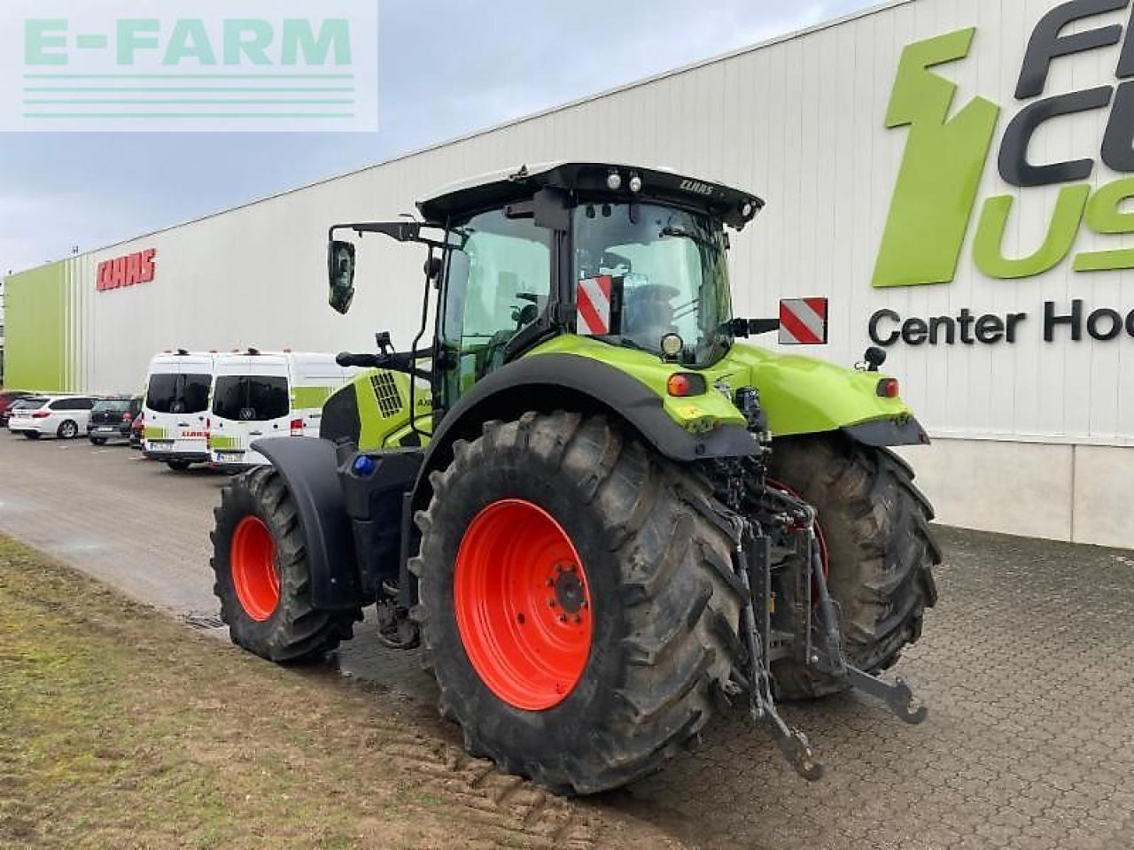Farm tractor CLAAS axion 800: picture 8
