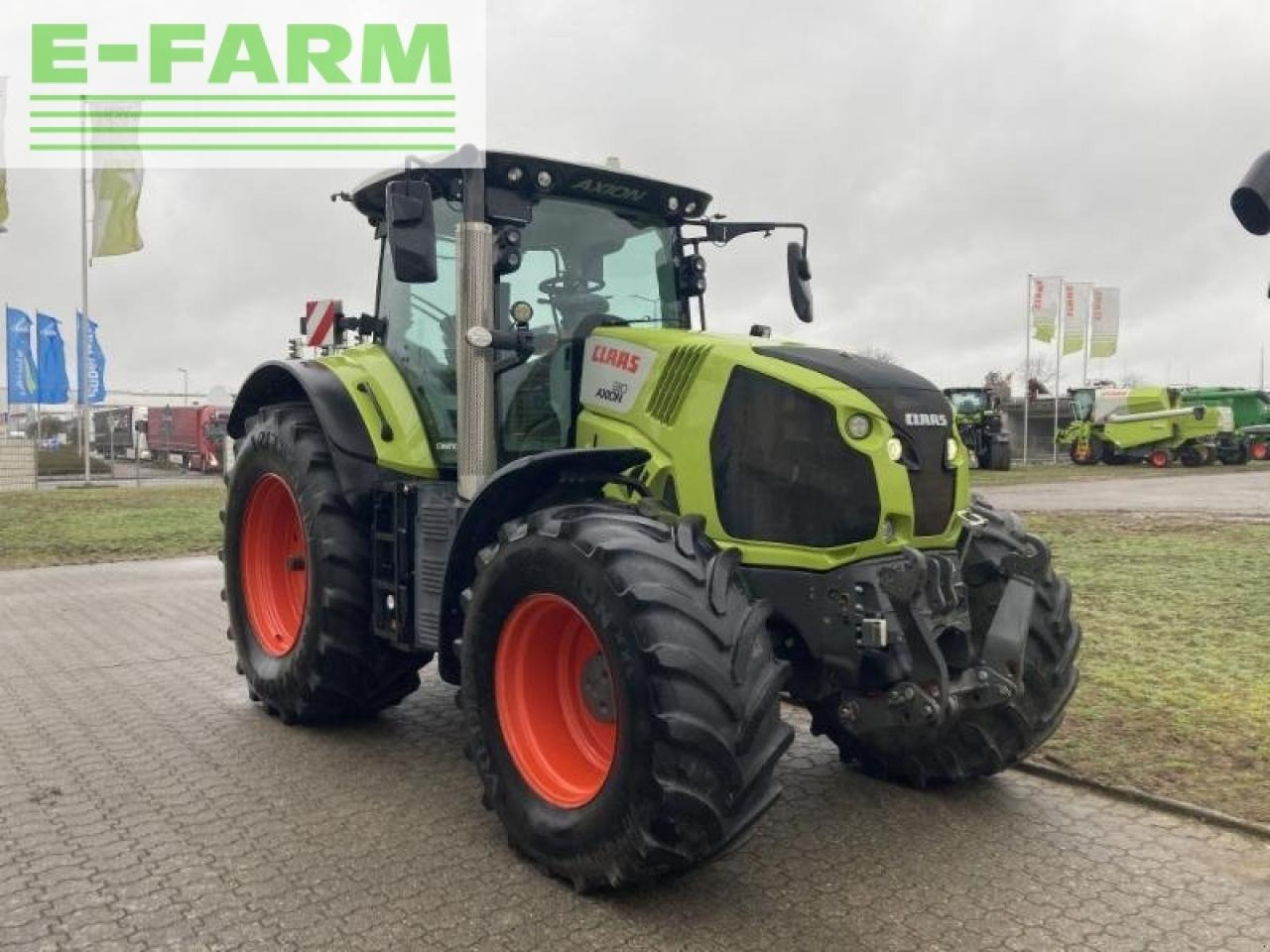 CLAAS axion 810 cmatic cebis CMATIC CEBIS - Farm tractor: picture 3 CLAAS axion 810 cmatic cebis CMATIC CEBIS - Farm tractor: picture 3