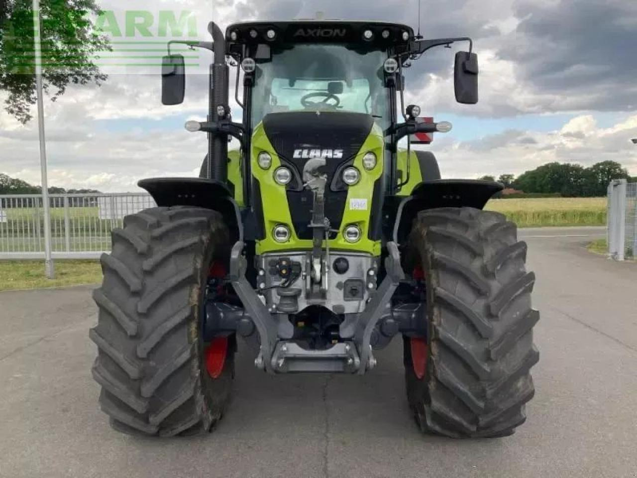 CLAAS axion 810 cmatic cebis CMATIC CEBIS - Farm tractor: picture 2 CLAAS axion 810 cmatic cebis CMATIC CEBIS - Farm tractor: picture 2