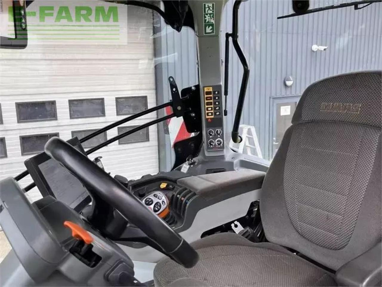 Farm tractor CLAAS axion 940 cmatic cebis CMATIC CEBIS: picture 9