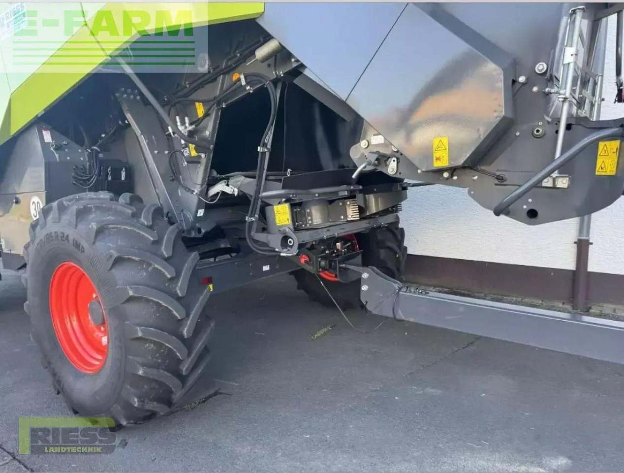 Combine harvester CLAAS evion 450 vario 560 classic e5: picture 22 Combine harvester CLAAS evion 450 vario 560 classic e5: picture 22