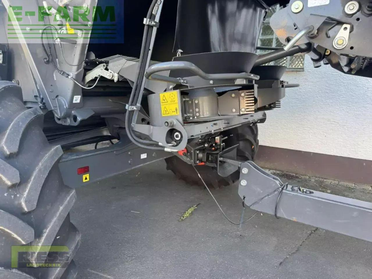 Combine harvester CLAAS evion 450 vario 560 classic e5: picture 23 Combine harvester CLAAS evion 450 vario 560 classic e5: picture 23