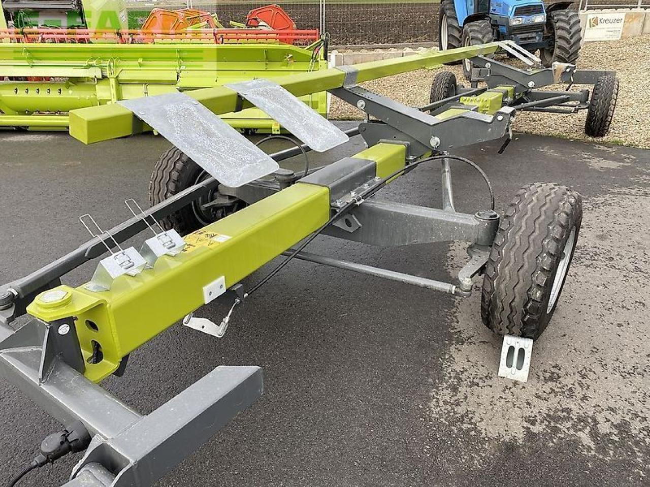 CLAAS getreideschneidwerk v 770 - Grain header: picture 4 CLAAS getreideschneidwerk v 770 - Grain header: picture 4