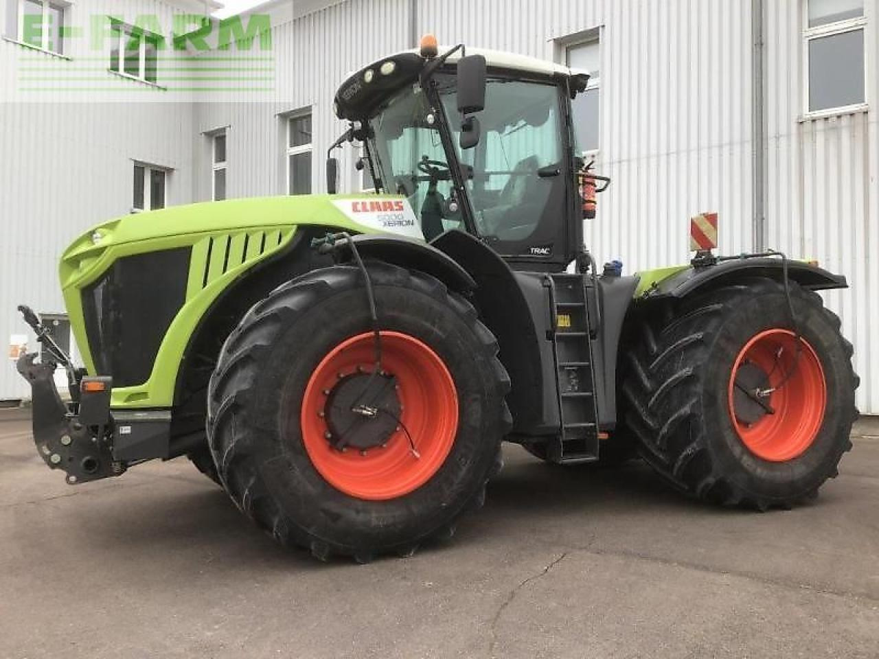CLAAS xerion 5000 trac TRAC - Farm tractor: picture 1 CLAAS xerion 5000 trac TRAC - Farm tractor: picture 1