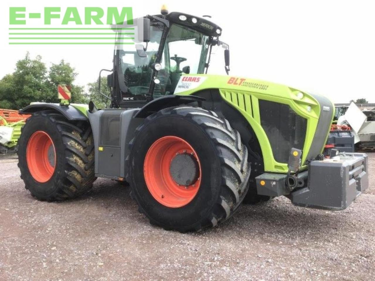 CLAAS xerion 5000 trac TRAC - Farm tractor: picture 3 CLAAS xerion 5000 trac TRAC - Farm tractor: picture 3