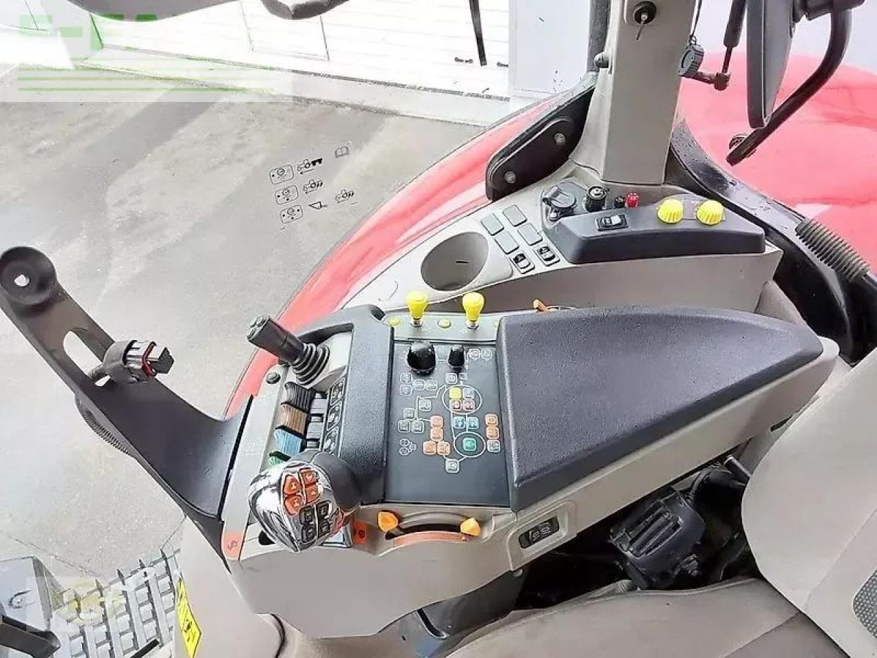 Farm tractor Case-IH optum 300 cvx CVX: picture 8 Farm tractor Case-IH optum 300 cvx CVX: picture 8