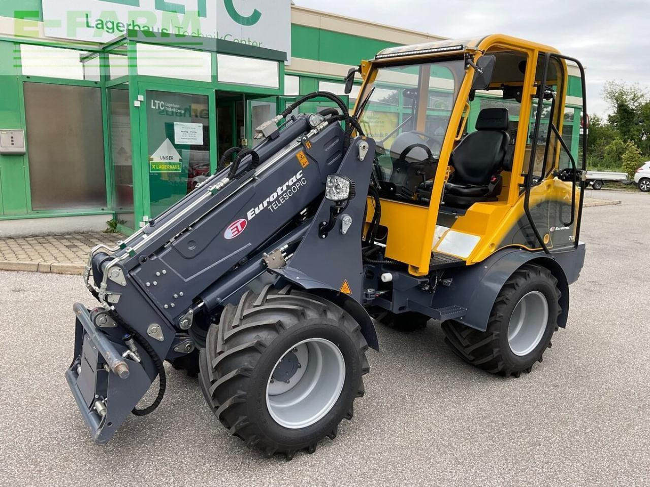 Eurotrac t 13-cf - Mini excavator: picture 1 Eurotrac t 13-cf - Mini excavator: picture 1