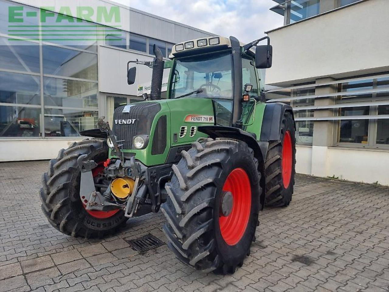 Fendt 718 vario comiii - Farm tractor: picture 1 Fendt 718 vario comiii - Farm tractor: picture 1