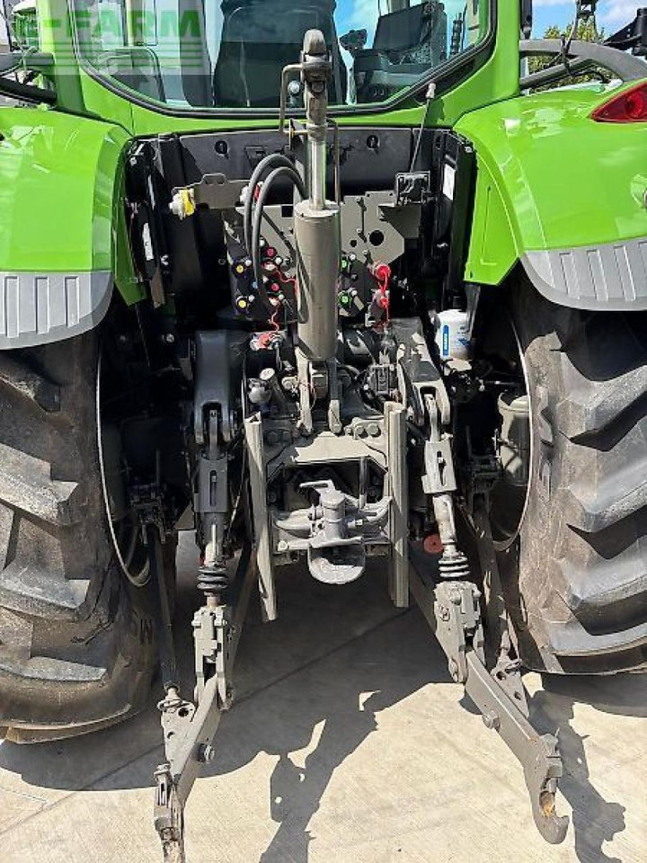 Farm tractor Fendt 724 vario: picture 8