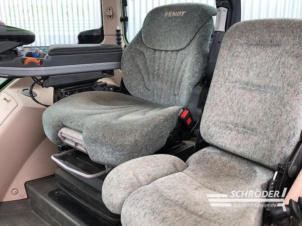 Fendt 724 vario s4 profi plus - Farm tractor: picture 2 Fendt 724 vario s4 profi plus - Farm tractor: picture 2