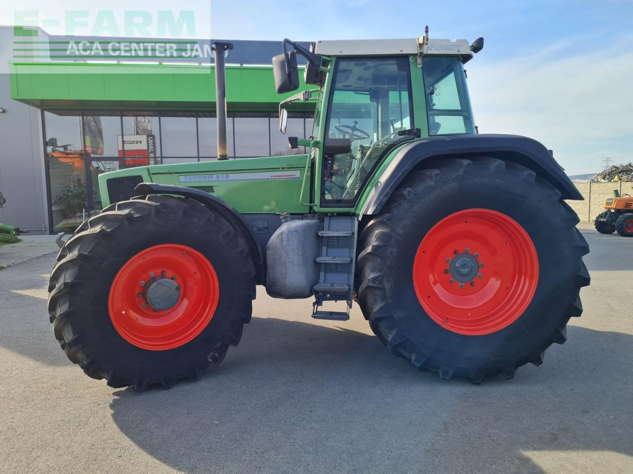 Farm tractor Fendt favorit 818: picture 9
