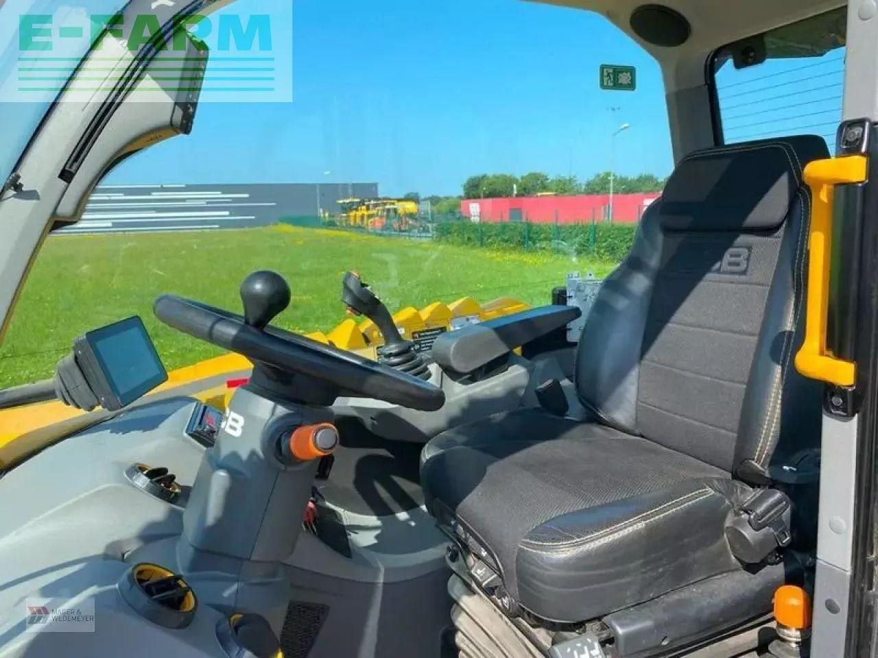 Telescopic handler JCB 538-60 agri super: picture 8