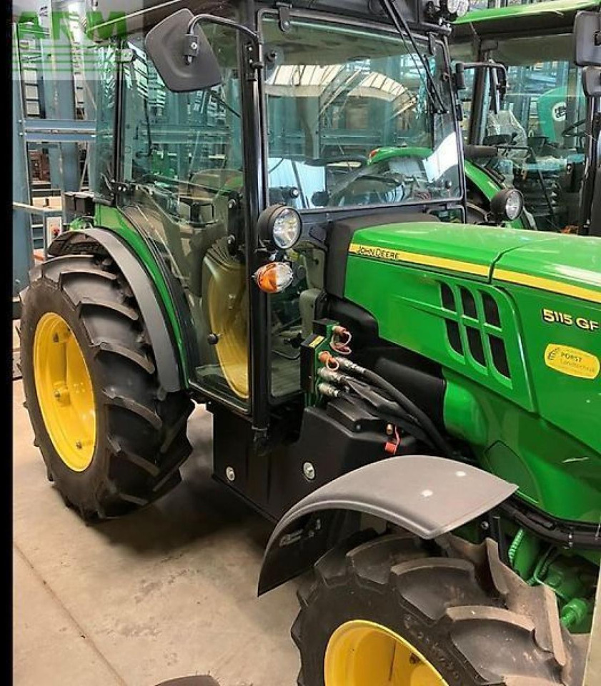 Farm tractor John Deere 5115gf: picture 8