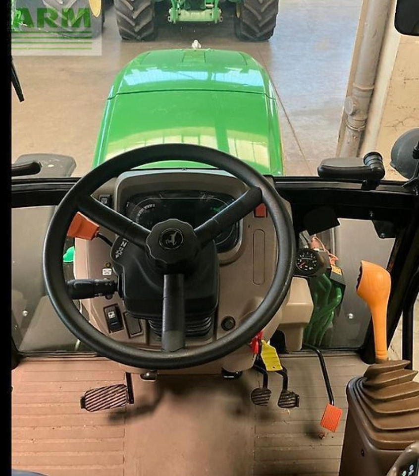 Farm tractor John Deere 5115gf: picture 7