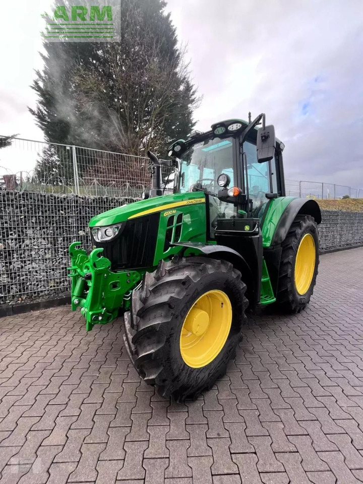 John Deere 6120m - Farm tractor: picture 1 John Deere 6120m - Farm tractor: picture 1