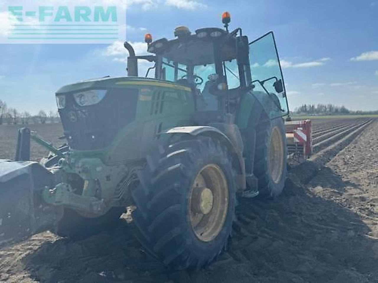 Farm tractor John Deere 6195m: picture 6