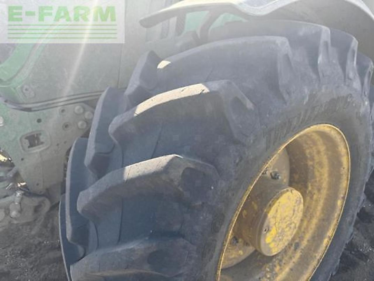 Farm tractor John Deere 6195m: picture 9