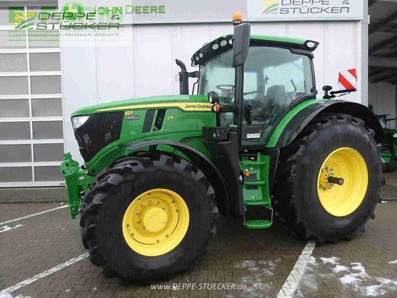 John Deere 6r 215 - Farm tractor: picture 3 John Deere 6r 215 - Farm tractor: picture 3