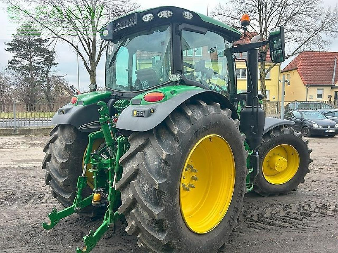 John Deere 6r155 - Farm tractor: picture 4 John Deere 6r155 - Farm tractor: picture 4