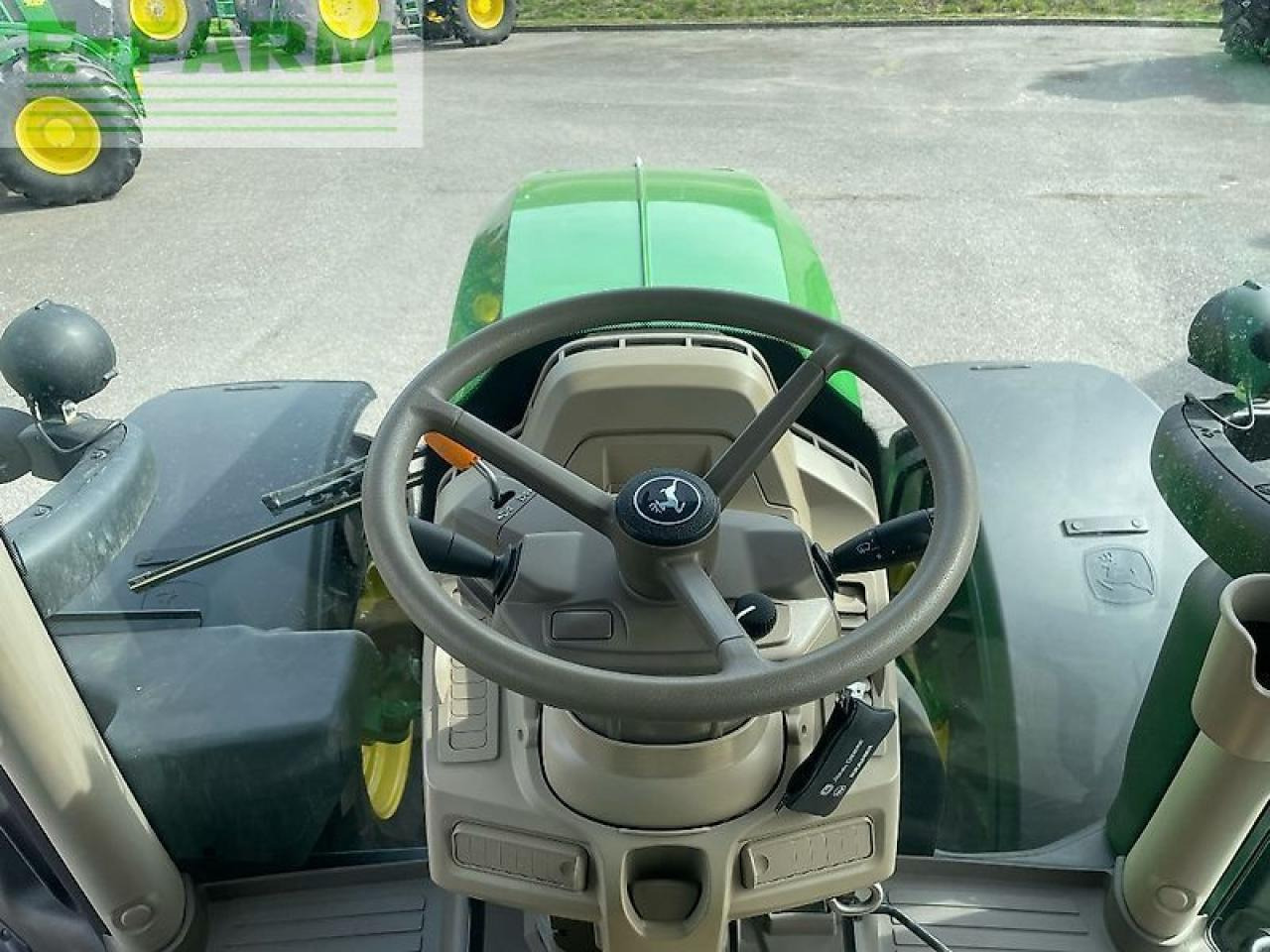 Farm tractor John Deere 6r215 / 6r 215: picture 6