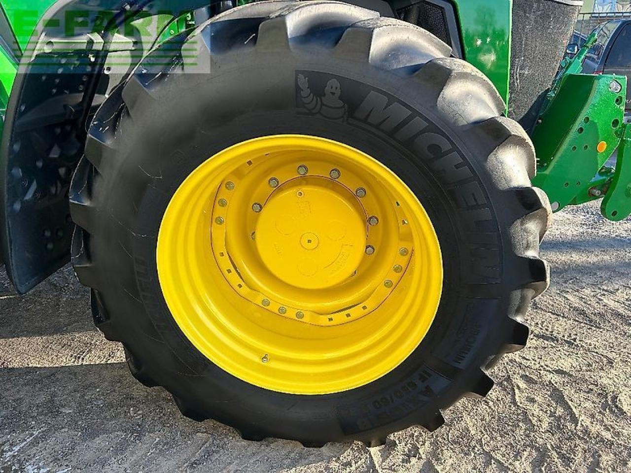 Farm tractor John Deere 8r370: picture 7