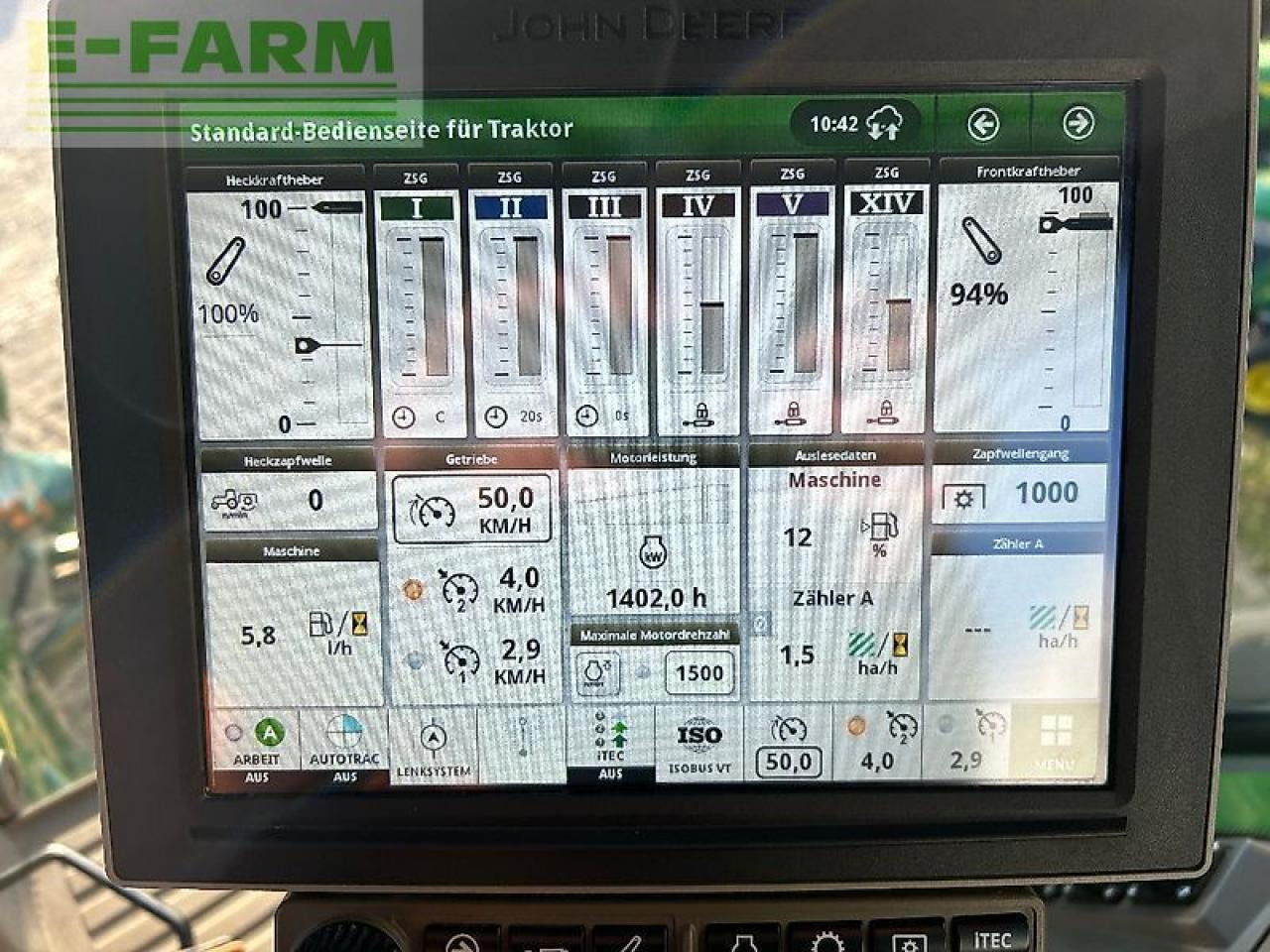 Farm tractor John Deere 8r370: picture 12