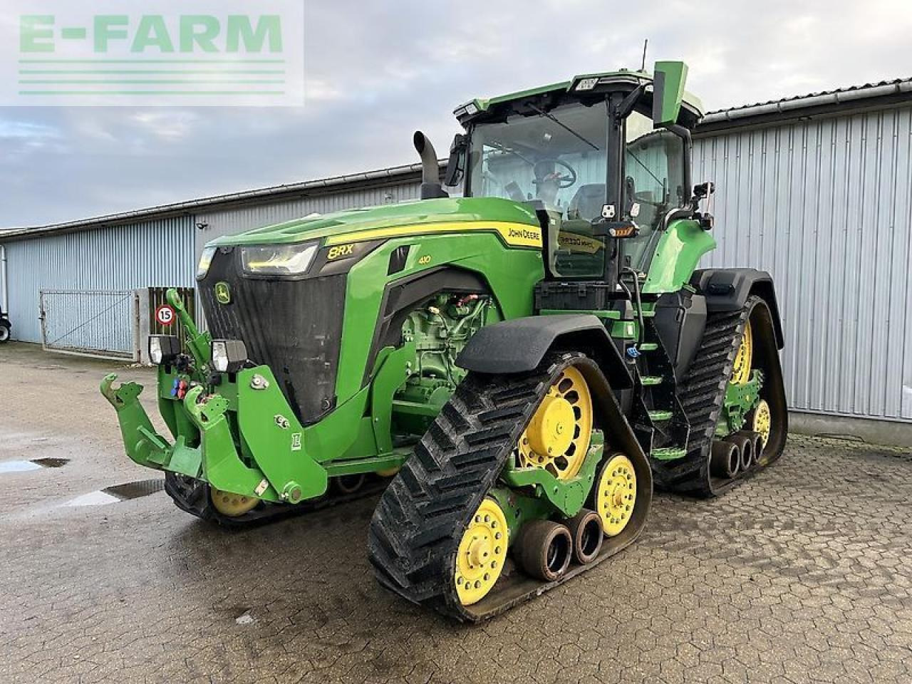 Farm tractor John Deere 8rx 410: picture 17